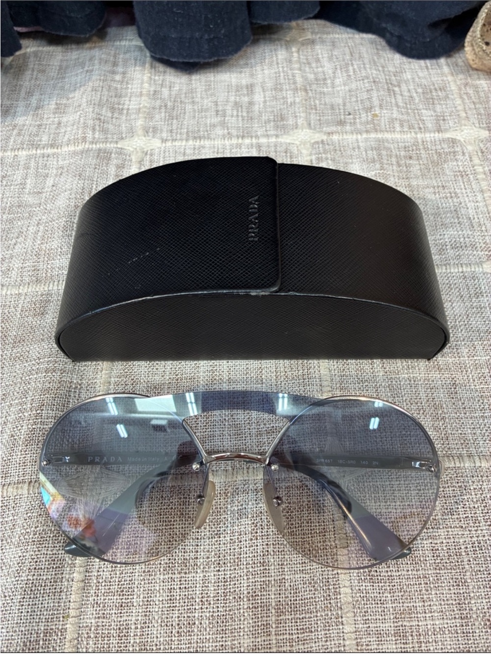 PRADA Sunglasses 🕶️